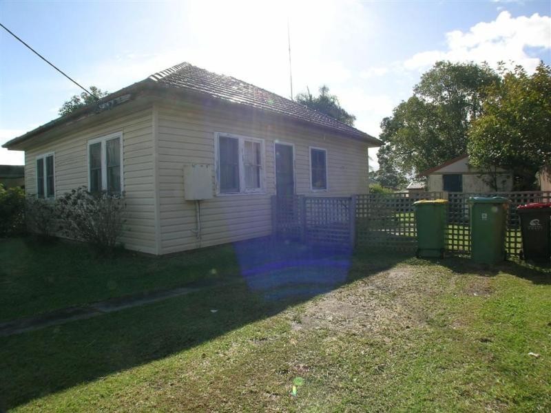 10 Campbell St, The Entrance NSW 2261