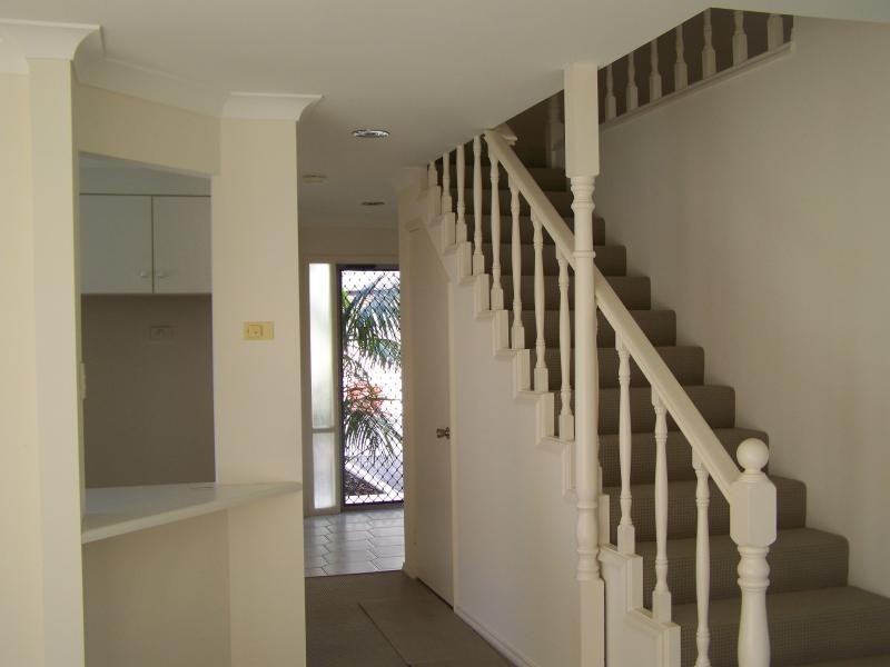 2/6 Laird Cl, Shelly Beach NSW 2261