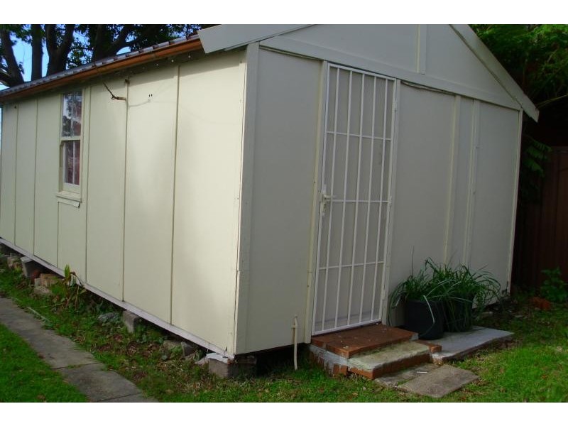 10 Campbell Ave, The Entrance NSW 2261