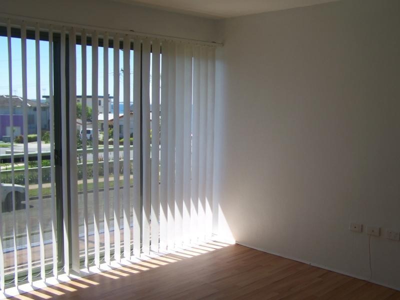 2/105 Ocean  Pde, The Entrance NSW 2261