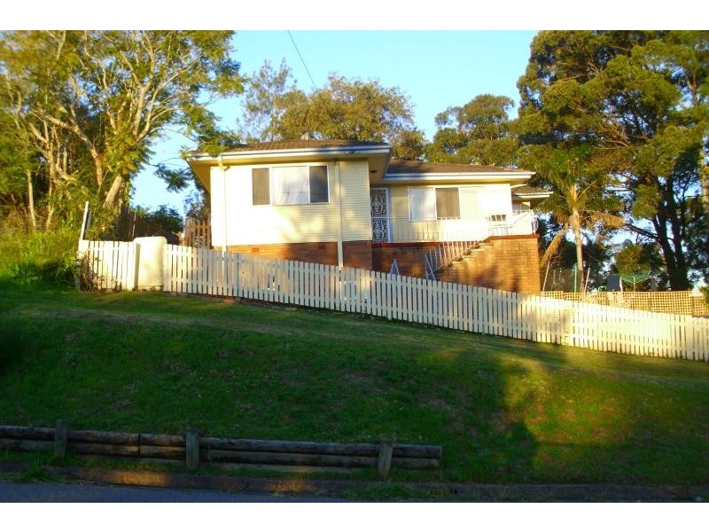 9 Howarth St, Wyong NSW 2259