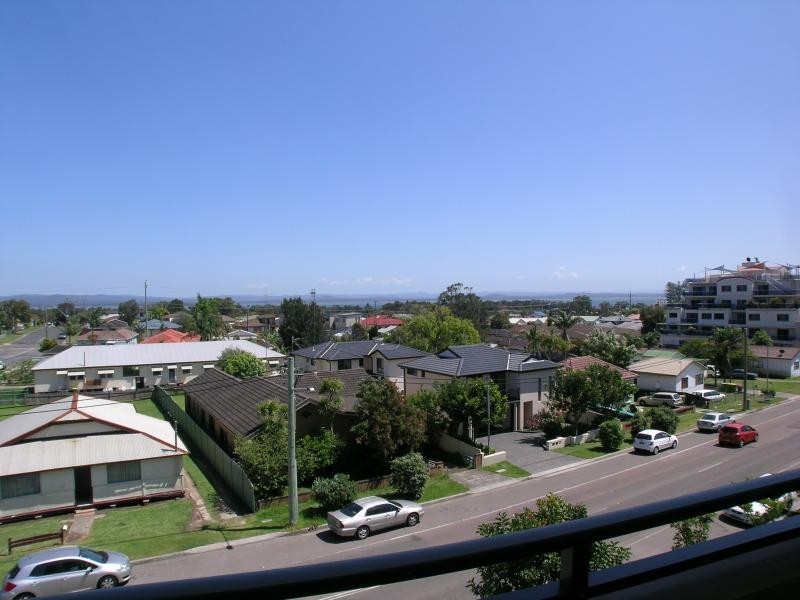 22/18-24 Torrens Ave, The Entrance NSW 2261