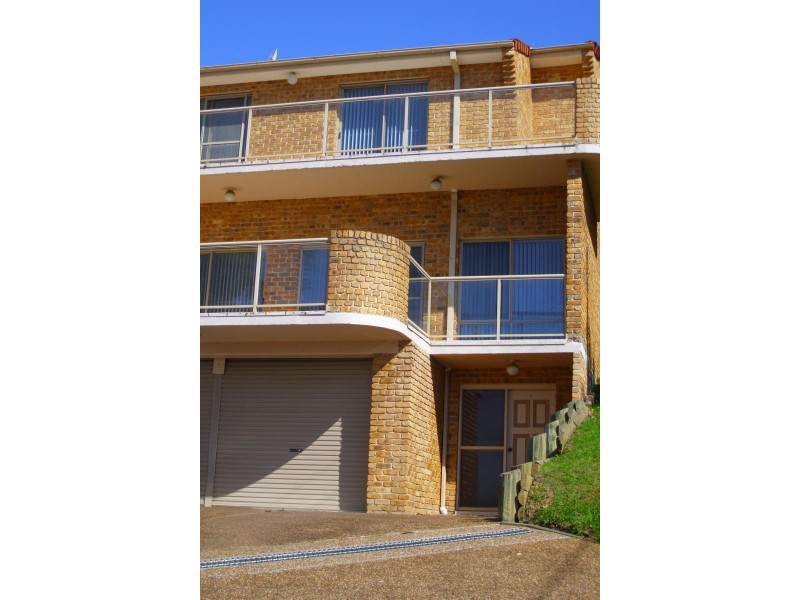 8/24 Whiting Ave, Terrigal NSW 2260