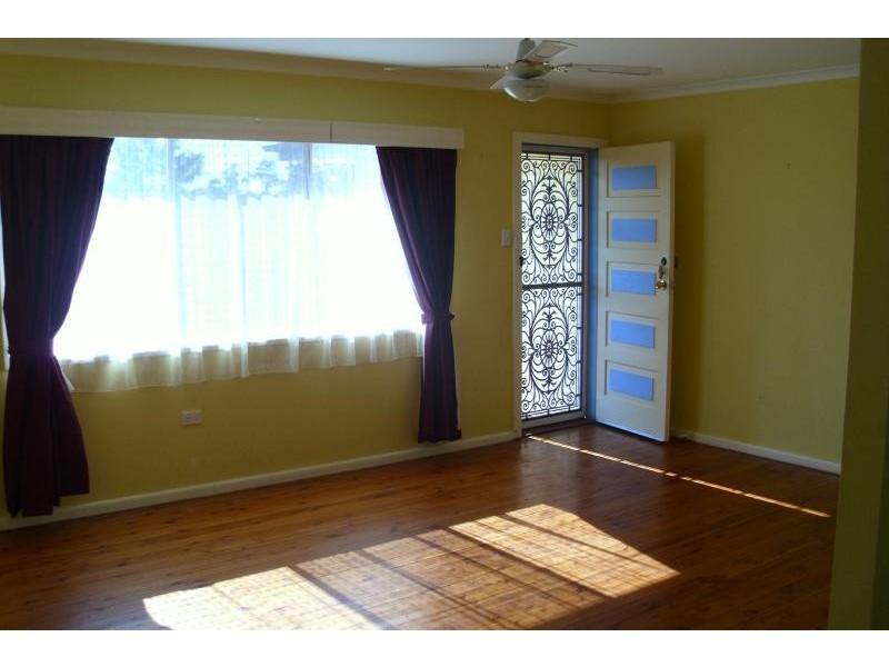 9 Howarth  St, Wyong NSW 2259