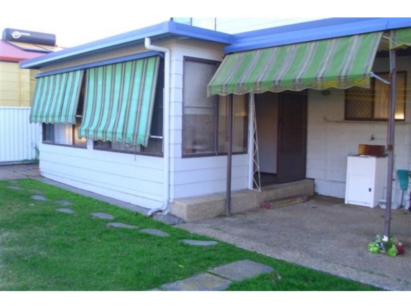 29b Vernon  St, Gorokan NSW 2263