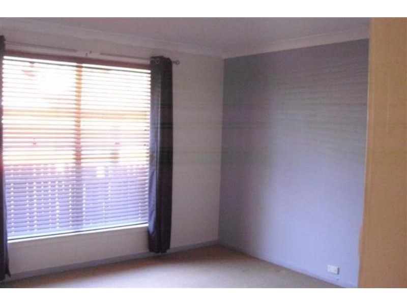 25 Robertson Rd, Killarney Vale NSW 2261