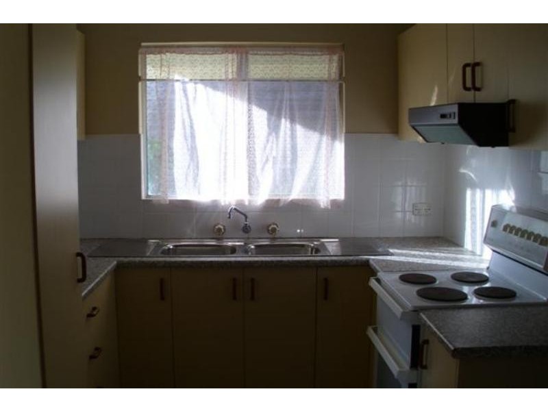 57 Shortland Ave, Killarney Vale NSW 2261