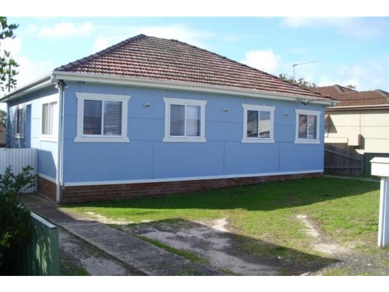 6 Moorah  Rd, Blue Bay NSW 2261
