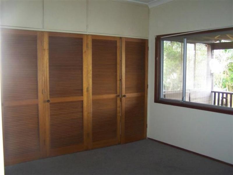 8b Campbell Ave, Long Jetty NSW 2261