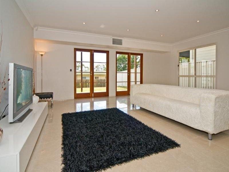 55 AMELIA  St, Coorparoo QLD 4151