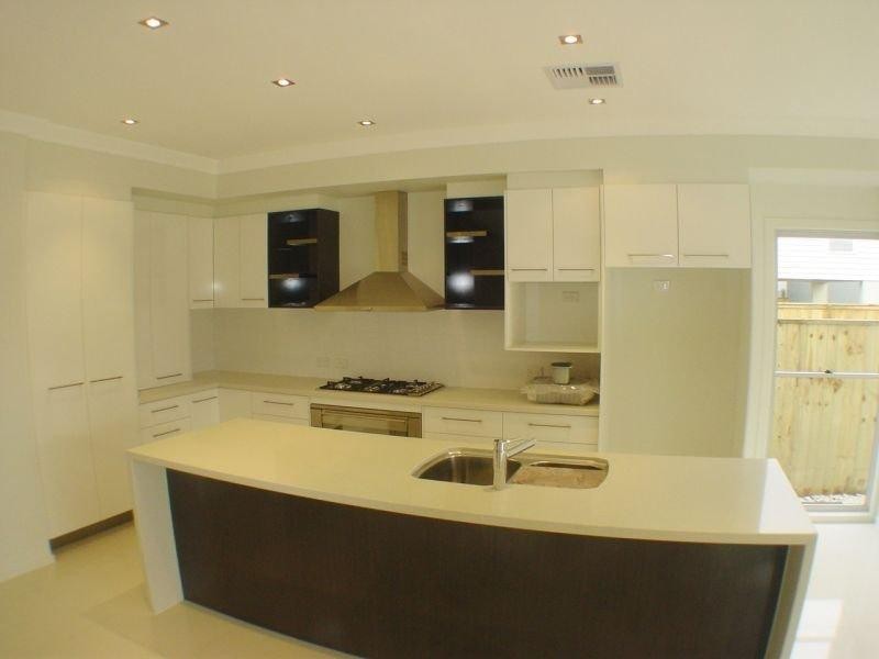 8 School St, Hendra QLD 4011