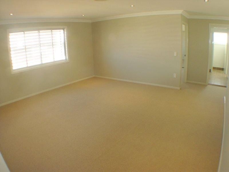 8 School St, Hendra QLD 4011