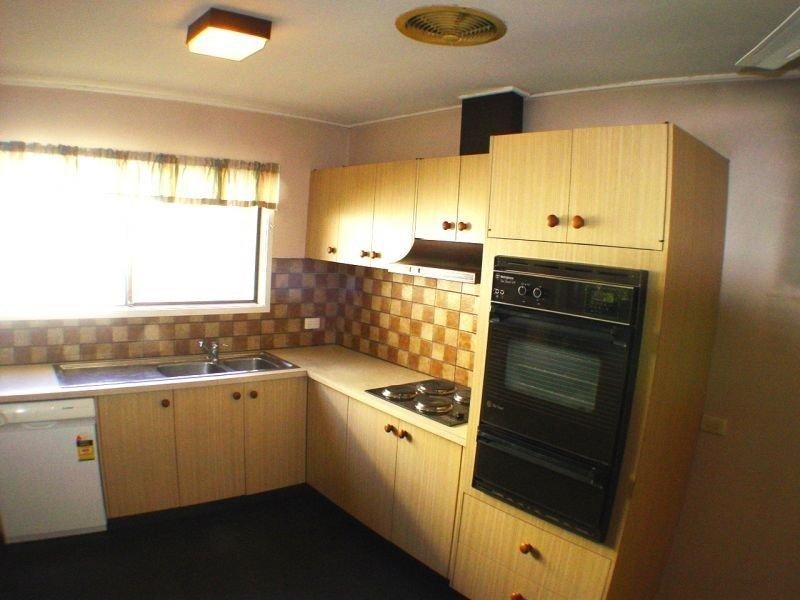 162 Bapaume  Rd, Holland Park West QLD 4121