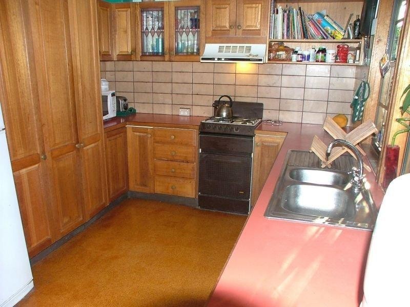 4 Fryar  St, Camp Hill QLD 4152