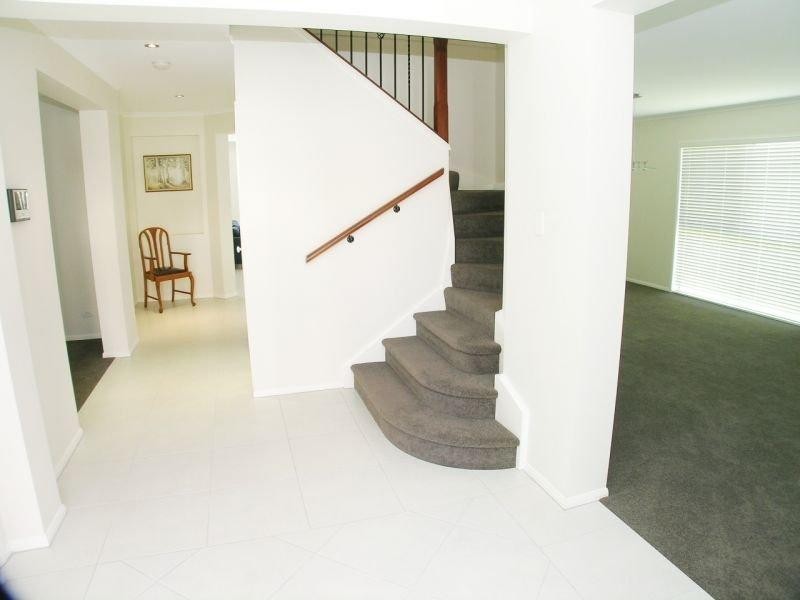 17 Avonlea Pl, Eight Mile Plains QLD 4113