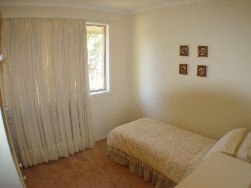 2 Shute  St, Upper Mount Gravatt QLD 4122