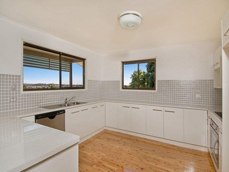 41 Raelene Tce, Springwood QLD 4127