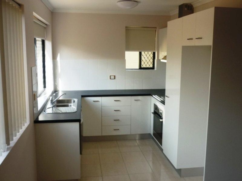 9/269 Nursery Rd, Holland Park QLD 4121