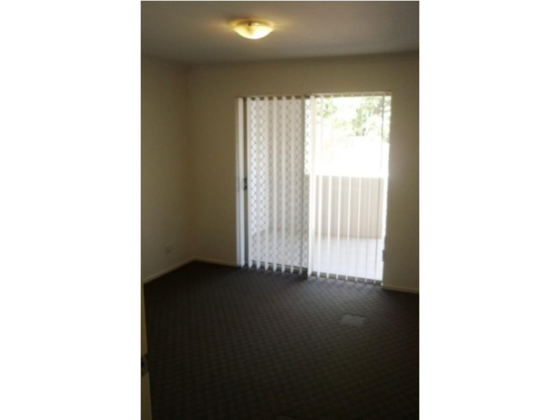 9/269 Nursery Rd, Holland Park QLD 4121