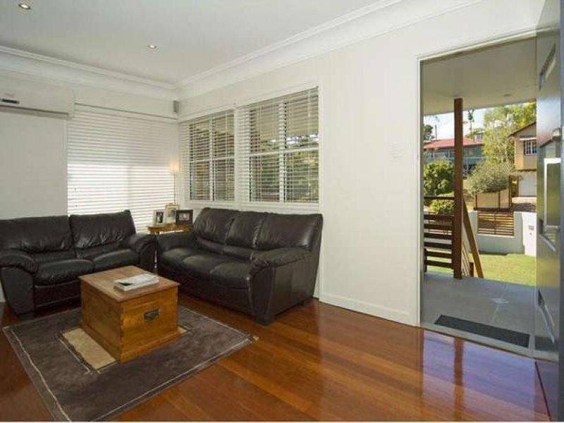 4 Cedlen  St, Camp Hill QLD 4152