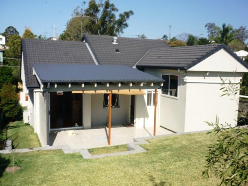 4 Cedlen  St, Camp Hill QLD 4152