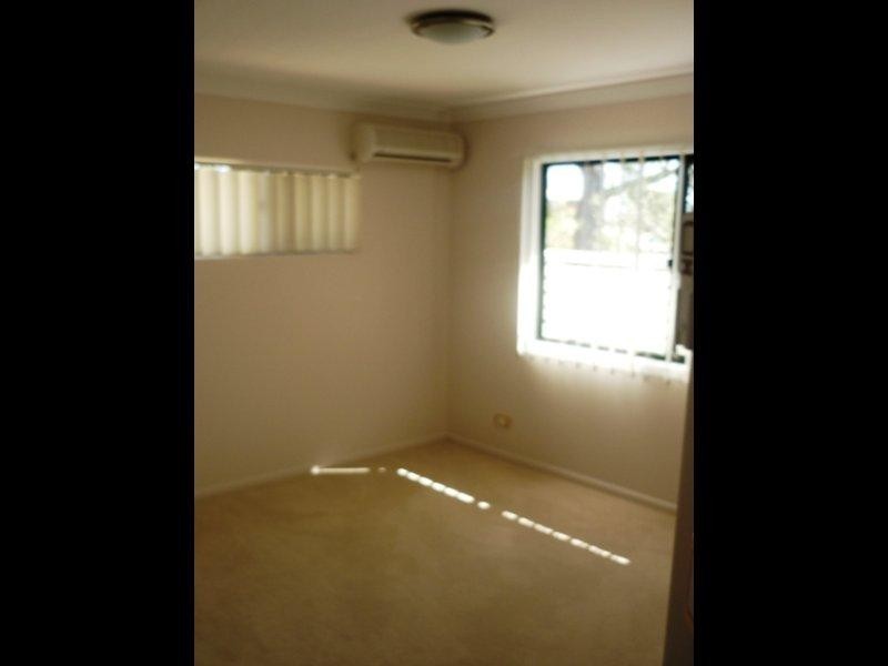 8/8 Cambridge  St, Carina Heights QLD 4152