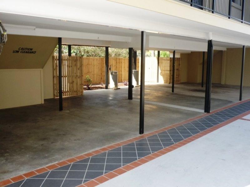 1/8 Cambridge  St, Carina Heights QLD 4152
