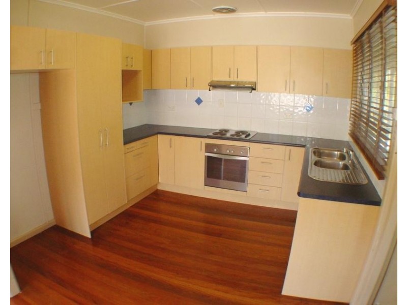 402 Chatsworth  Rd, Coorparoo QLD 4151