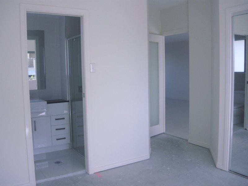 9/213 Wellington St, East Brisbane QLD 4169