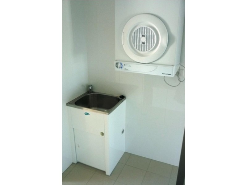 3/8 Cambridge St, Carina Heights QLD 4152