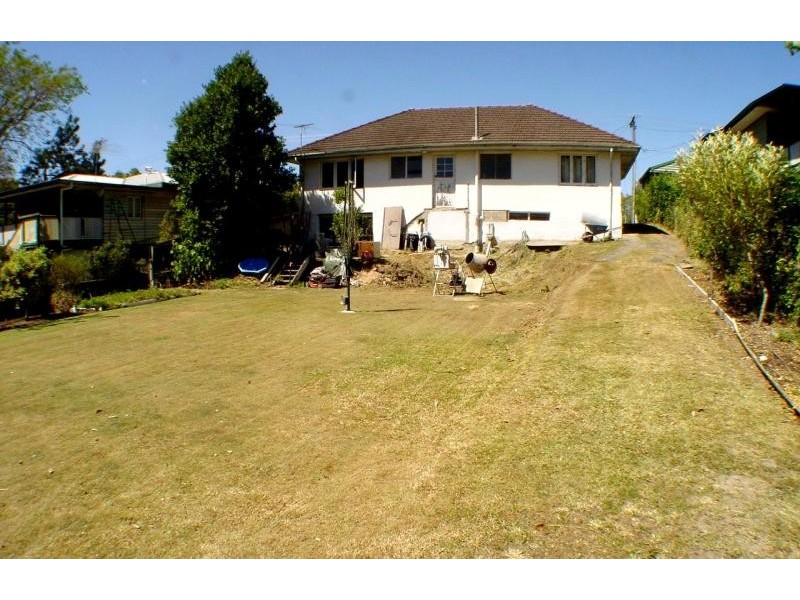 24 Balerang St, Stafford QLD 4053