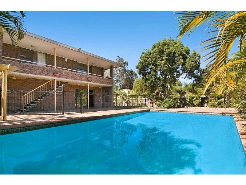2 Grenville  St, Springwood QLD 4127
