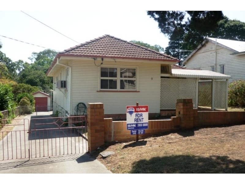 9 Burn St, Camp Hill QLD 4152