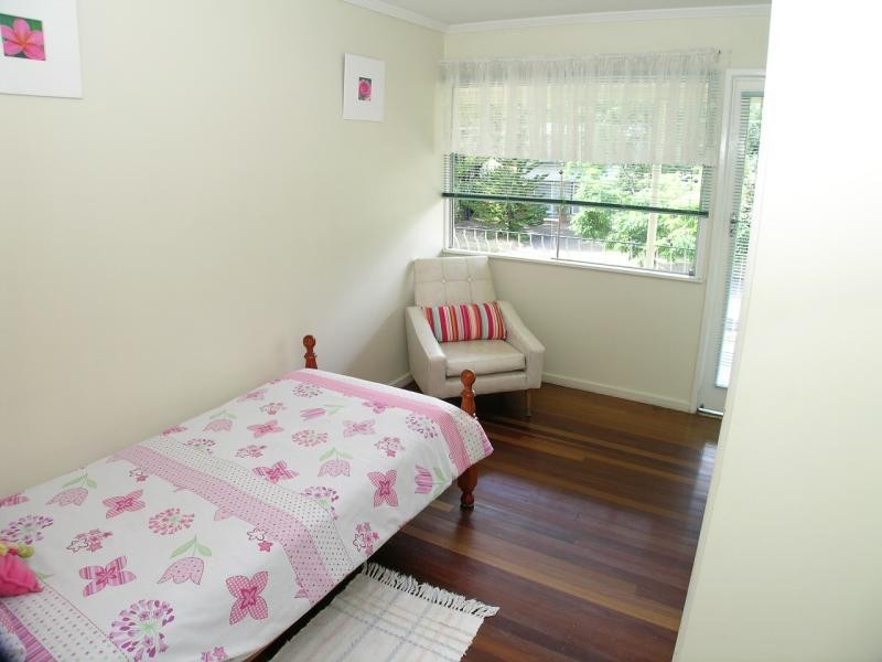 98 Dykes St, Mount Gravatt East QLD 4122