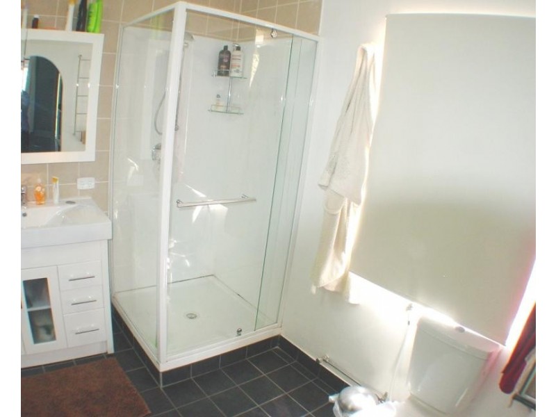 17 Dodwell  St, Holland Park West QLD 4121