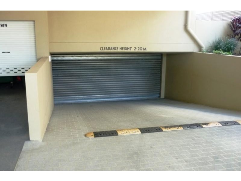 4/1127 Logan Rd, Holland Park QLD 4121