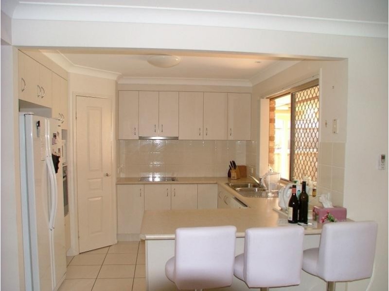 39 Mac Farlan  St, Birkdale QLD 4159