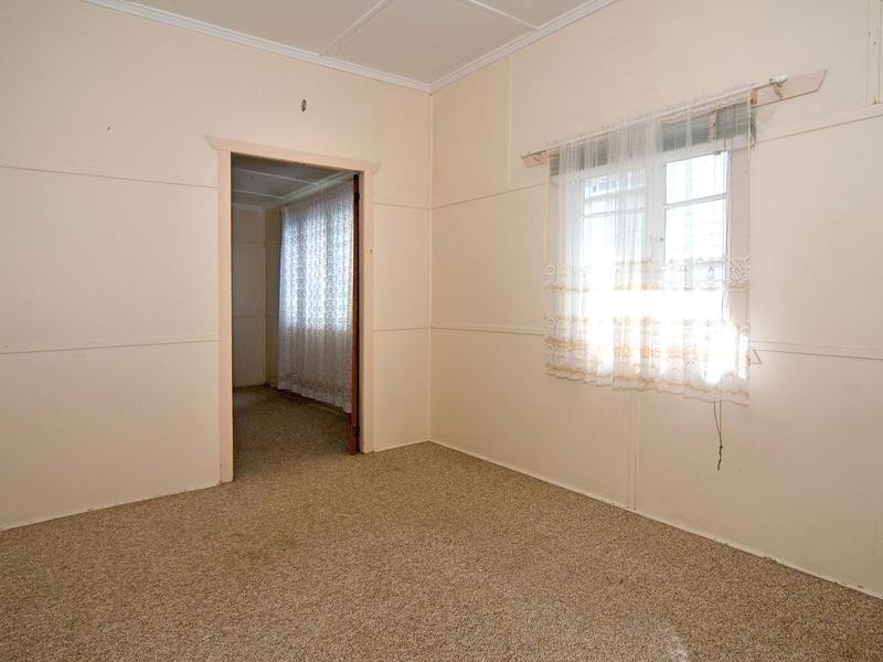 295 Nursery Rd, Holland Park QLD 4121