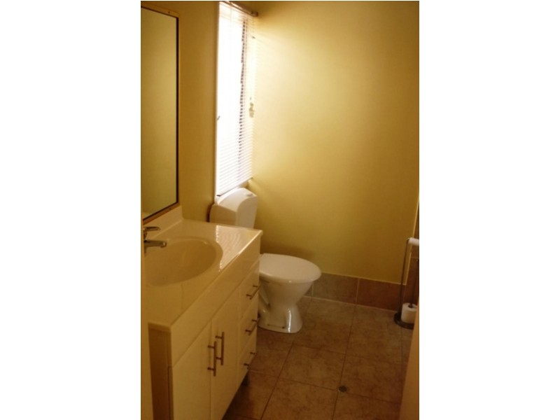 9/269 Nursery Rd, Holland Park QLD 4121