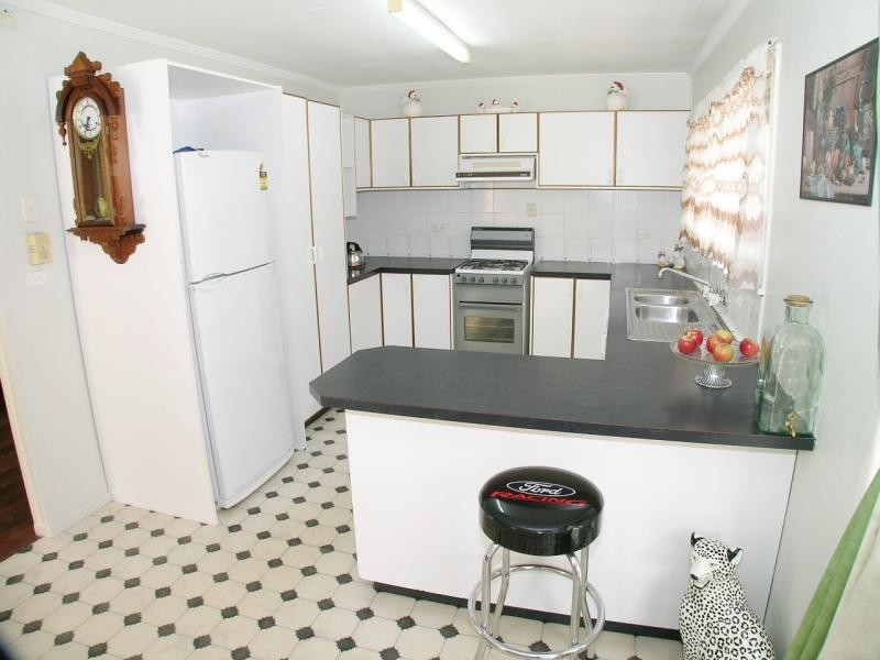 98 Dykes St, Mount Gravatt East QLD 4122