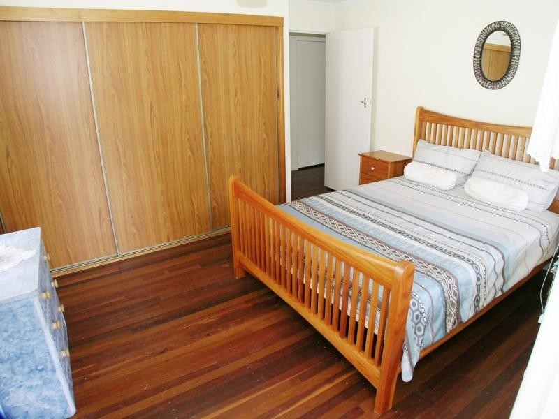 98 Dykes St, Mount Gravatt East QLD 4122