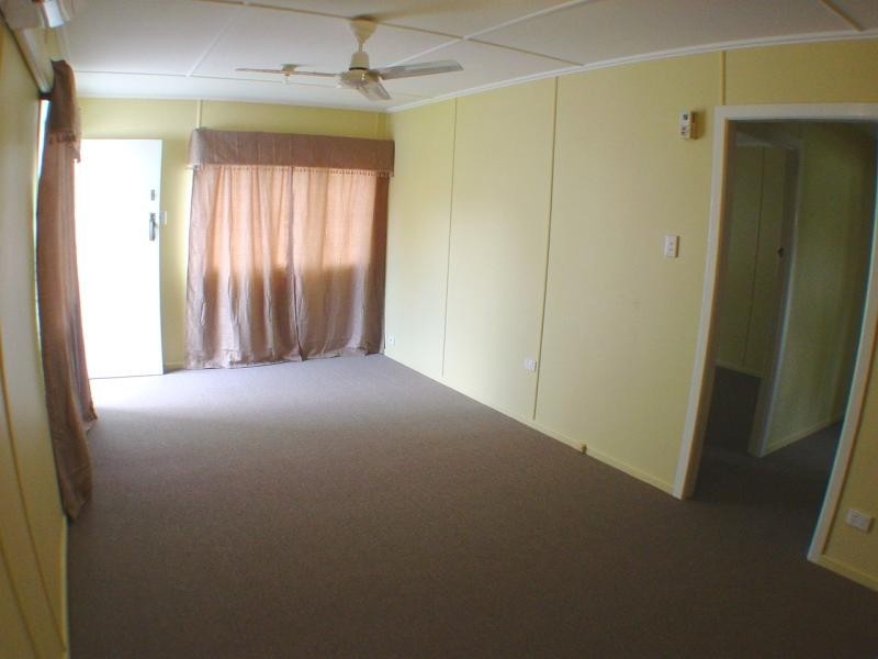 1 & 2/66 Harold St, Holland Park QLD 4121