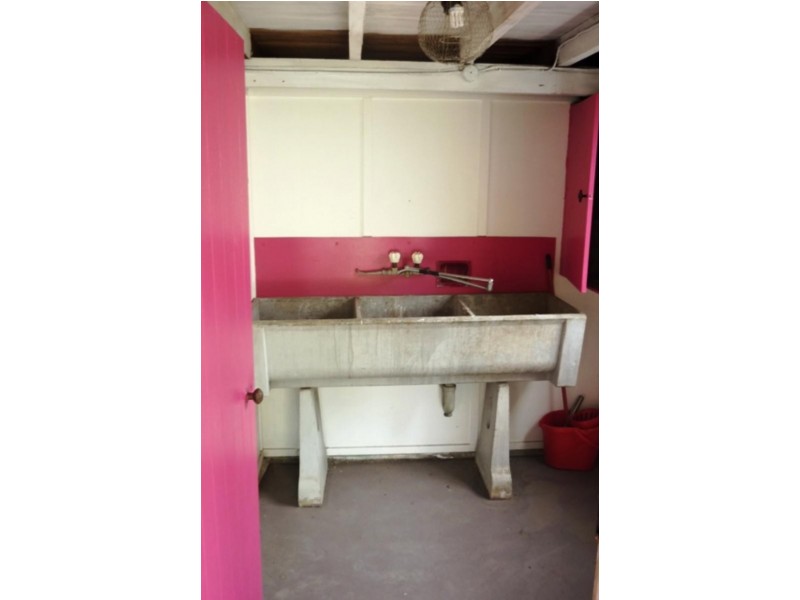 150 Holland  Rd, Holland Park QLD 4121