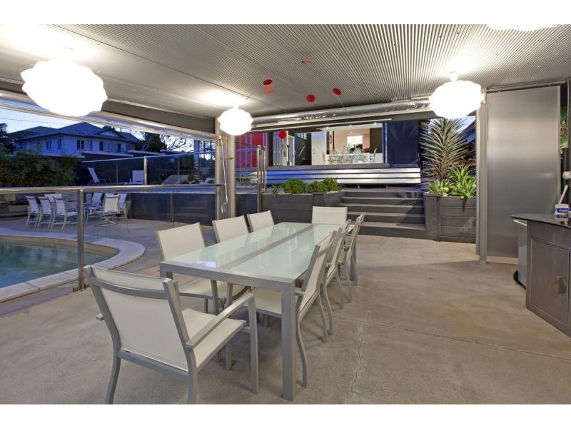 74 Tarragindi Rd, Tarragindi QLD 4121