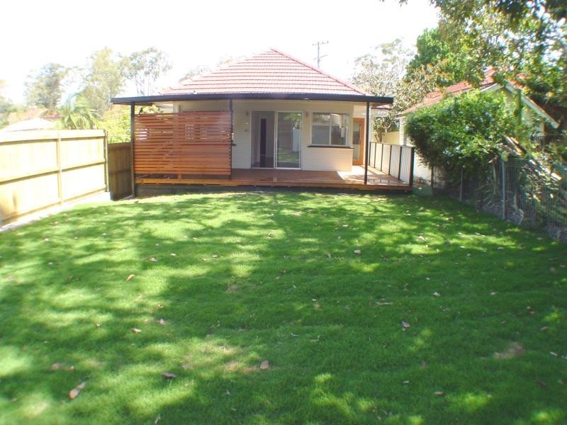 402 Chatsworth Rd, Coorparoo QLD 4151