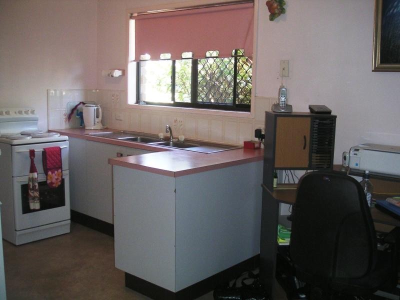 16 Thirlemere Rd, Alexandra Hills QLD 4161