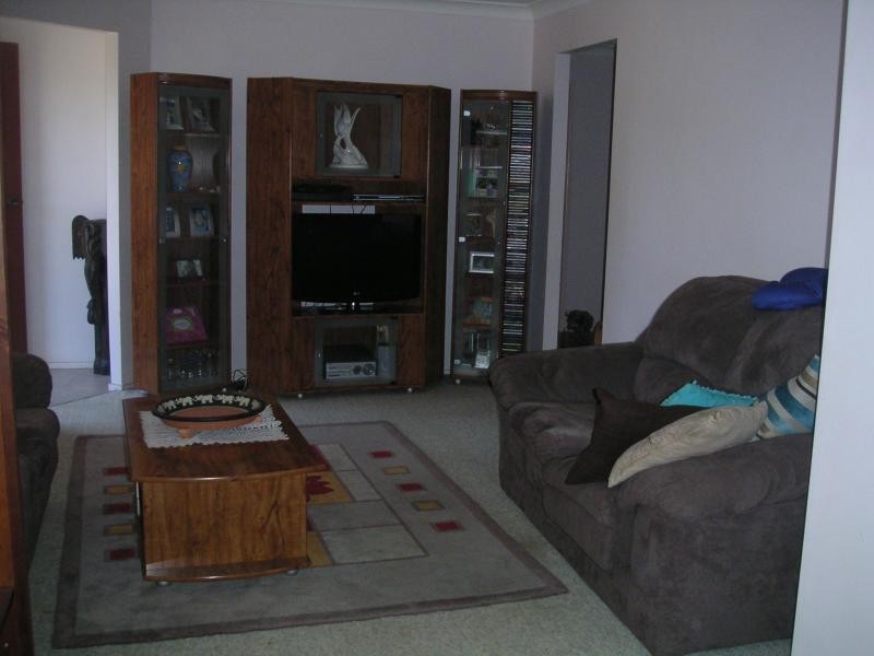 16 Thirlemere Rd, Alexandra Hills QLD 4161