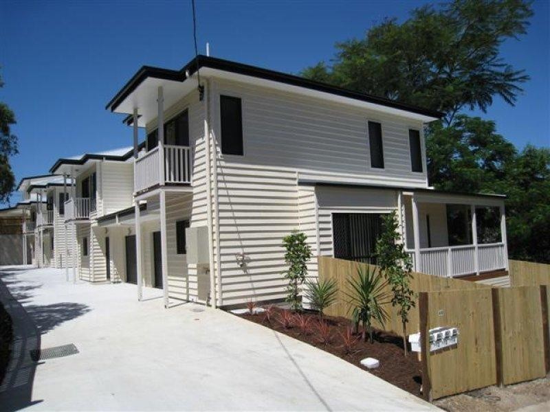 115 Railway Pde, Norman Park QLD 4170