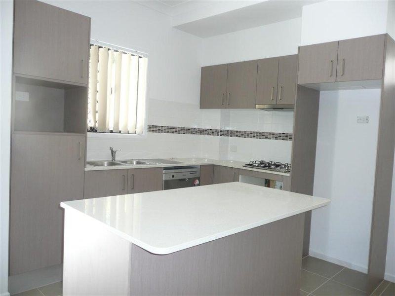 115 Railway Pde, Norman Park QLD 4170