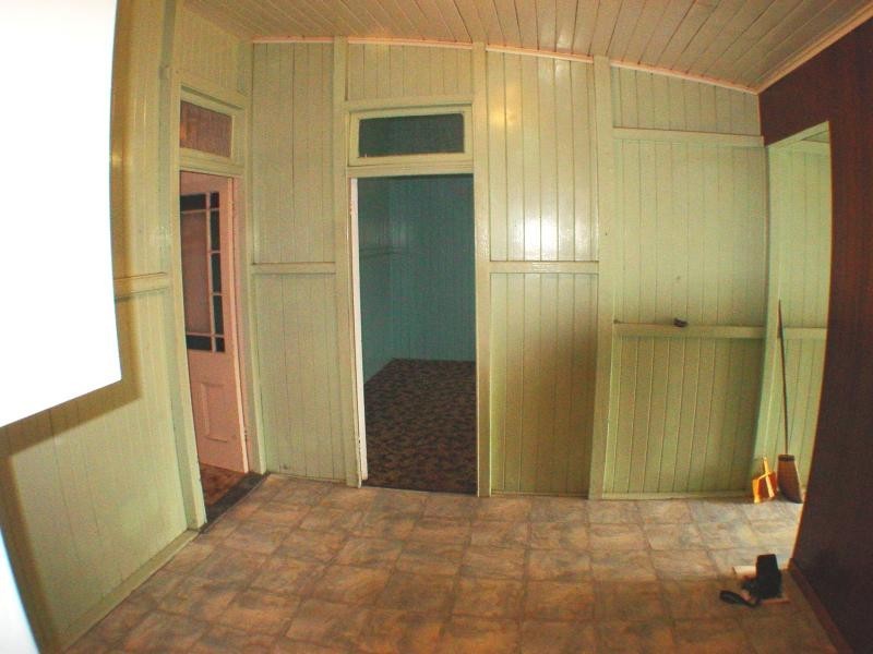 11 Ruth  St, Highgate Hill QLD 4101